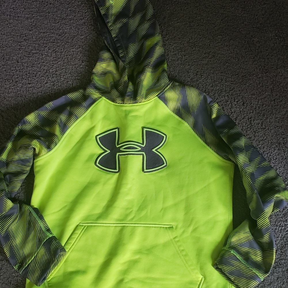 Boys under armour hoodie